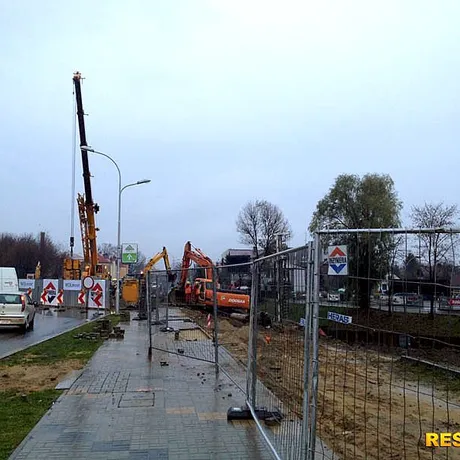 Burzenie wiaduktu nad al. Wyzwolenia - fot 6