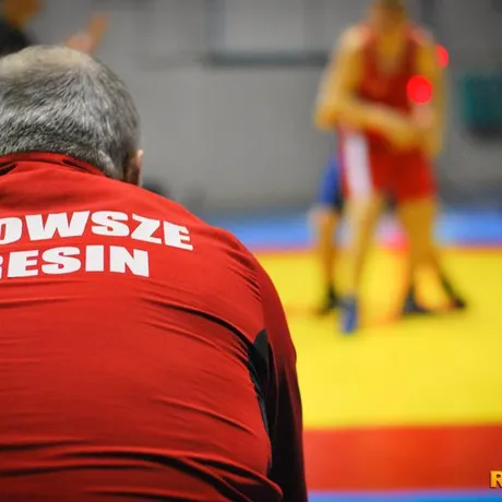 Zawody w Zapasach w Stylu Wolnym Młodzików i Kadetów - fot 4