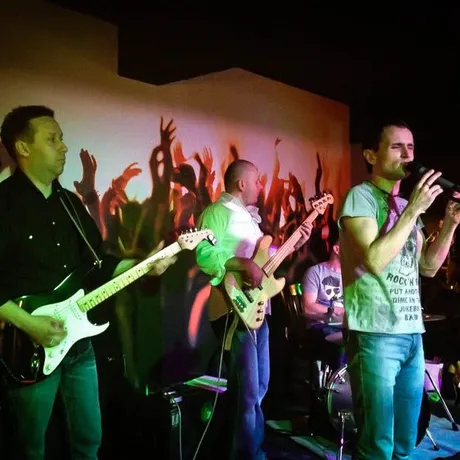 Muzyka na żywo w Mikrofonie - fot 1