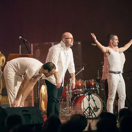Queen Symfonicznie w Filharmonii Podkarpackiej - fot 20