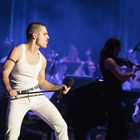 Queen Symfonicznie w Filharmonii Podkarpackiej - fot 7