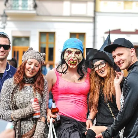 Juwenalia 2014 - Studencki Korowód na Rynku - fot 8