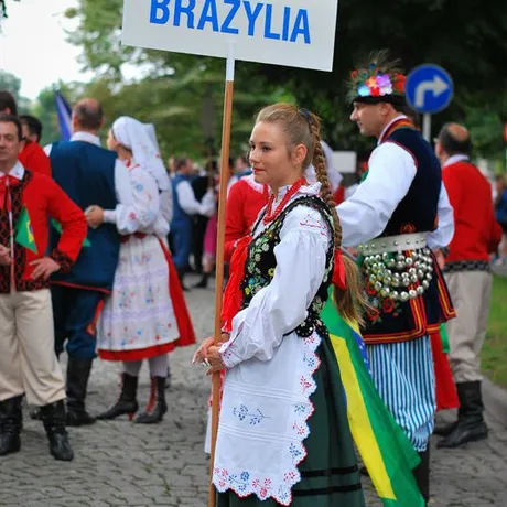 Korowód Zespołów Polonijnych - Rzeszów 2014 - fot 31