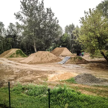 Inwestycje w Rzeszowie. Dirtpark - plac budowy - fot 1
