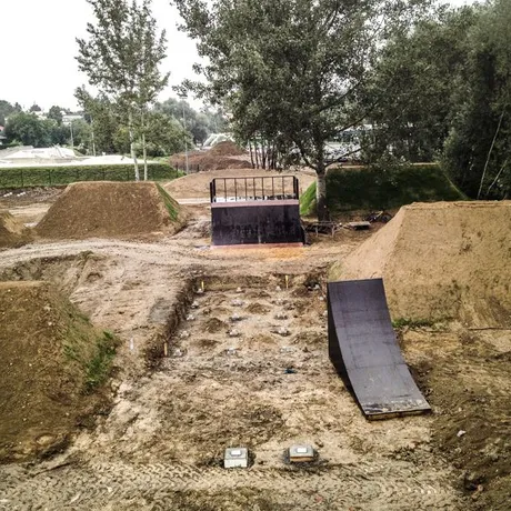 Inwestycje w Rzeszowie. Dirtpark - plac budowy - fot 9
