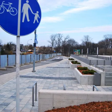 Nowy parking na Podpromiu - fot 4