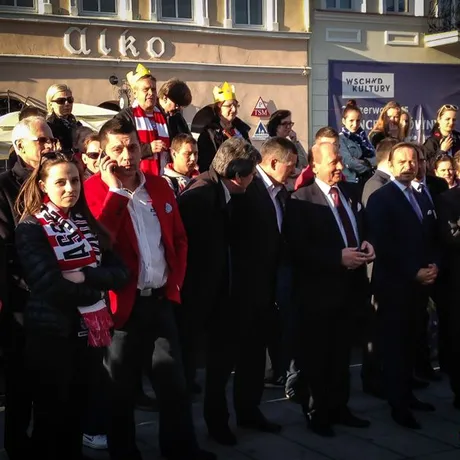 Asseco Resovia Mistrzem Polski. Feta na rynku - fot 21