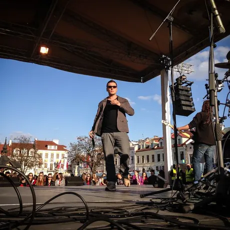 Brown na rzeszowskim Rynku - 29.04.2015 - fot 7