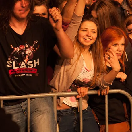 XXII Rzeszowskie Juwenalia: Koncert  Happysad i Kult - fot 32