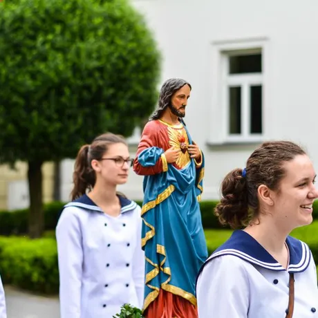 Boże Ciało. Procesja ulicami Rzeszowa - fot 36