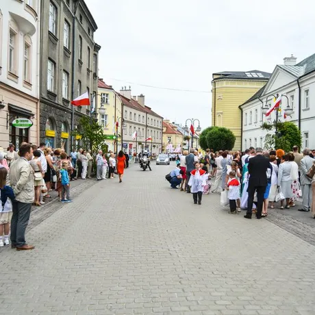 Boże Ciało. Procesja ulicami Rzeszowa - fot 43