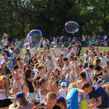 Ogólnopolski Festiwal Baniek Mydlanych - fot 17
