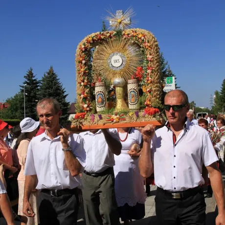 Dożynki diecezjalne w katedrze rzeszowskiej  - fot 10