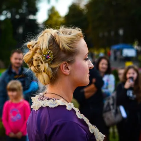 Narodowe Czytanie. Moda XIX wieku - fot 13