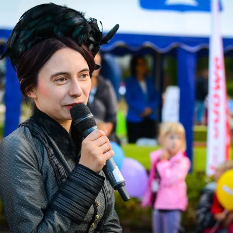 Narodowe Czytanie. Moda XIX wieku - fot 7