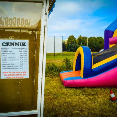 Wesołe miasteczko przy Wyspiańskiego - fot 9