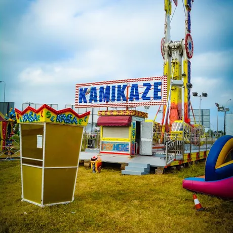 Wesołe miasteczko przy Wyspiańskiego - fot 8