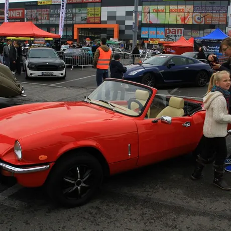 Pokazy driftu na Festiwalu Motoryzacyjnym w Rzeszowie  - fot 41