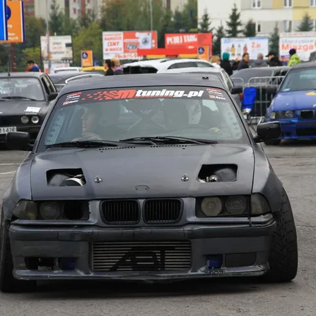 Pokazy driftu na Festiwalu Motoryzacyjnym w Rzeszowie  - fot 37