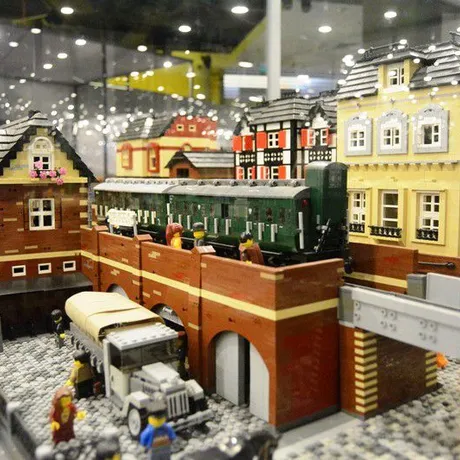 Największa w Polsce Wystawa Budowli z Klocków LEGO w Rzeszowie - fot 7