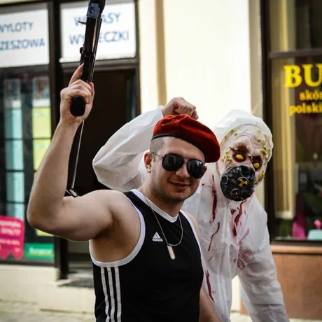 XXIII Rzeszowskie Juwenalia: Korowód na Rynku - fot 31