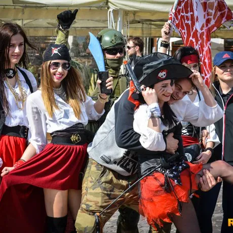XXIII Rzeszowskie Juwenalia: Korowód na Rynku - fot 17