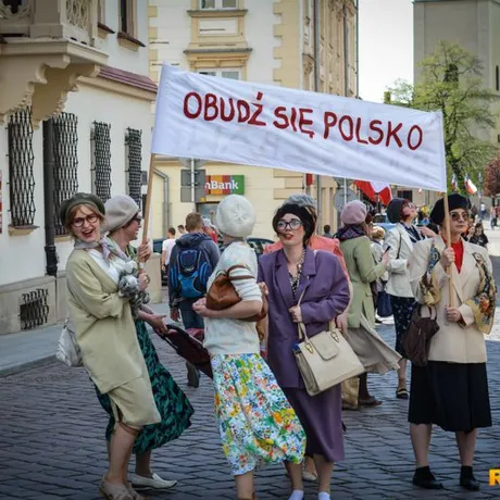 XXIII Rzeszowskie Juwenalia: Korowód na Rynku - fot 25