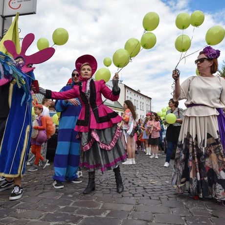 Maskarada 2022: Parada Dziwolągów - fot 2