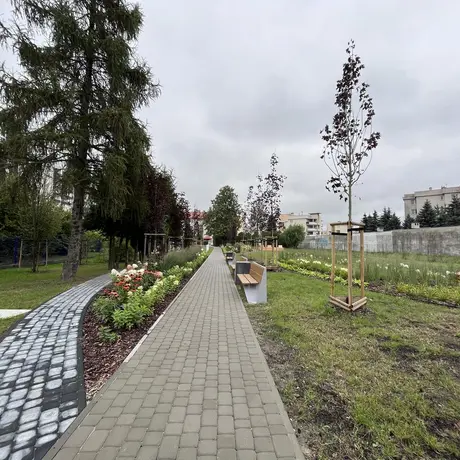 Ogród kieszonkowy przy ul. Kurpiowskiej - fot 4