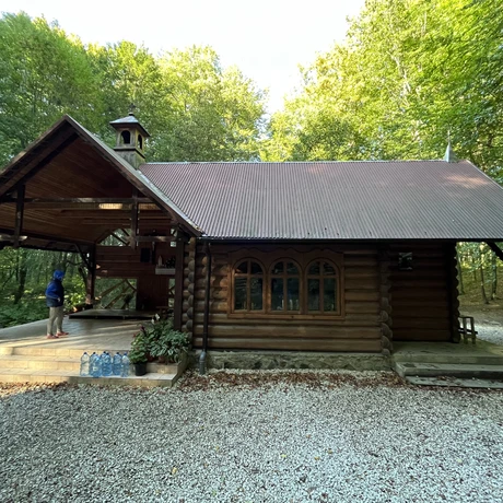 Cudowne źródełko "Studzianka" w Przylasku w Hermanowej - fot 7
