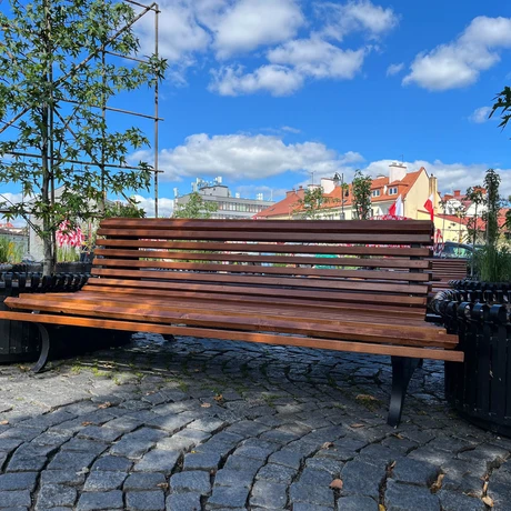 Parklet na Placu Farnym - fot 4