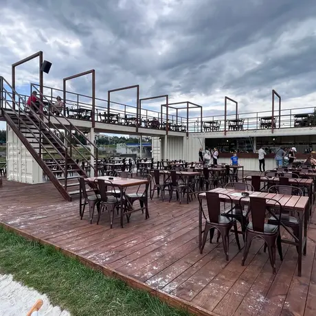 Zapora - beach bar nad Wisłokiem - fot 1