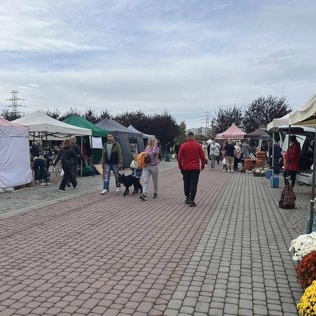 Podkarpacki Bazarek w Parku Papieskim - fot 48