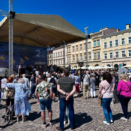 20 lat Polski w Unii Europejskiej na rzeszowskim Rynku - fot 39