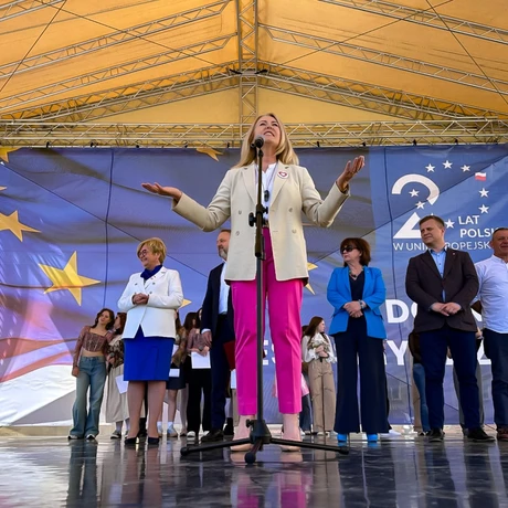 20 lat Polski w Unii Europejskiej na rzeszowskim Rynku - fot 49