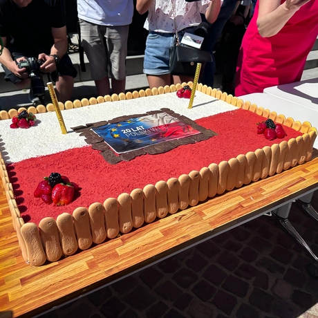 20 lat Polski w Unii Europejskiej na rzeszowskim Rynku - fot 11