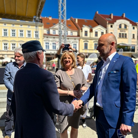 20 lat Polski w Unii Europejskiej na rzeszowskim Rynku - fot 2