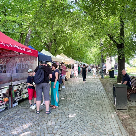 Jarmark Rękodzieła i Produktów Regionalnych - fot 35