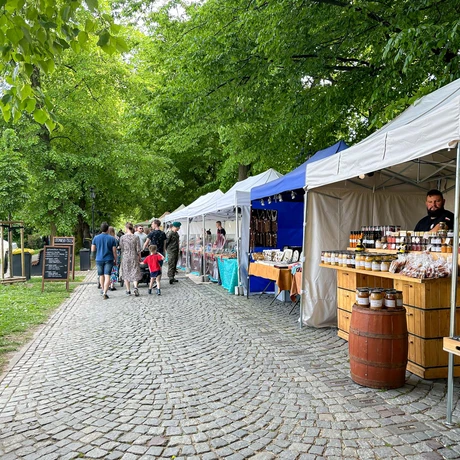Jarmark Rękodzieła i Produktów Regionalnych - fot 17