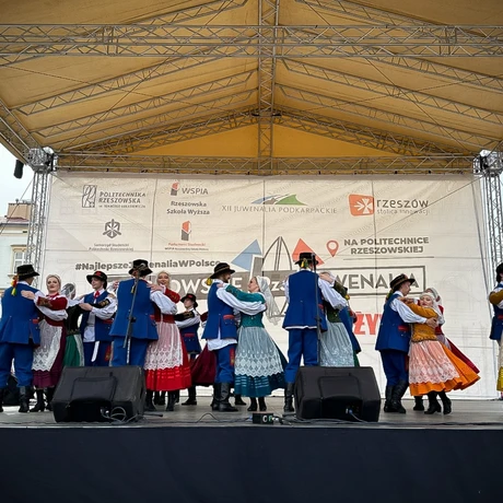Rzeszów - 29. Rzeszowskie Juwenalia. Studencki korowód - fot 23