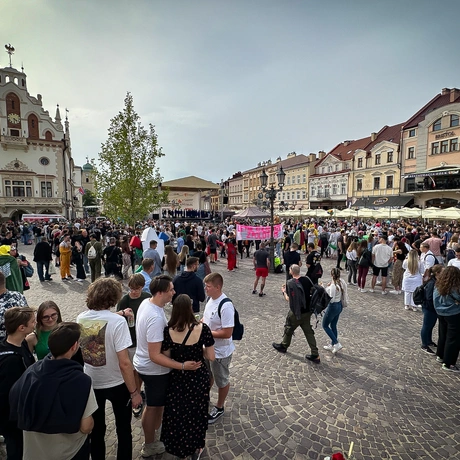 Rzeszów - 29. Rzeszowskie Juwenalia. Studencki korowód - fot 60