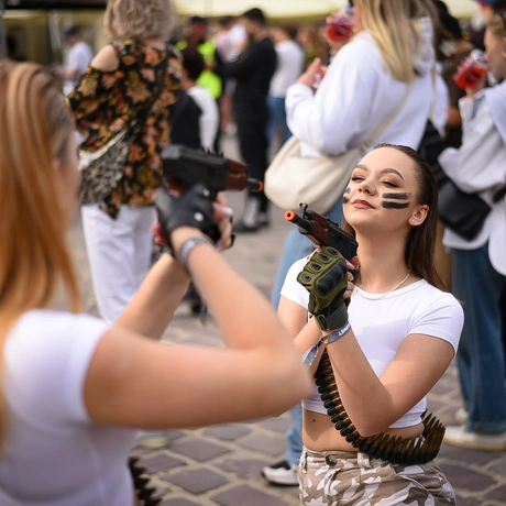 Rzeszów - 29. Rzeszowskie Juwenalia. Studencki korowód - fot 18