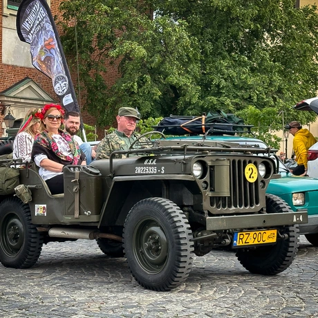 Rzeszów - 29. Rzeszowskie Juwenalia. Studencki korowód - fot 74