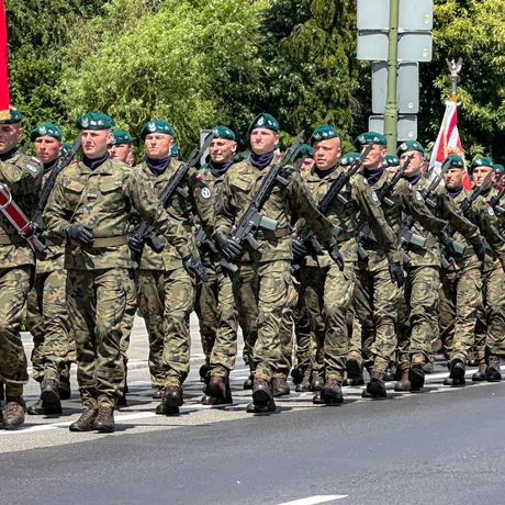 Rzeszów - Defilada wojskowa w centrum Rzeszowa [ZDJĘCIA] - fot 29