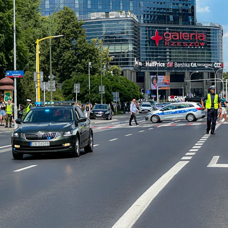 Rzeszów - Defilada wojskowa w centrum Rzeszowa [ZDJĘCIA] - fot 28
