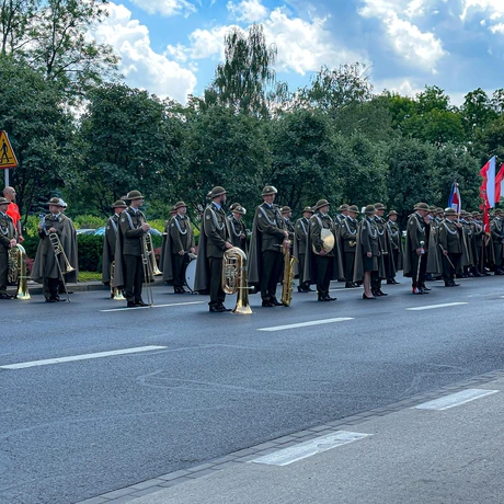 Rzeszów - Defilada wojskowa w centrum Rzeszowa [ZDJĘCIA] - fot 46