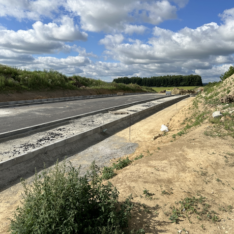 Rzeszów - Budowa dróg łączących ul. Wołyńską z ul. Potokową – Etap I (czerwiec 2024) - fot 10
