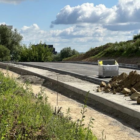 Rzeszów - Budowa dróg łączących ul. Wołyńską z ul. Potokową – Etap I (czerwiec 2024) - fot 16