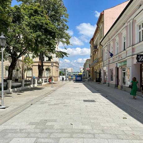 Rzeszów - Przebudowa ul. Grunwaldzkiej zbliża się do końca [Lipiec 2024] - fot 7