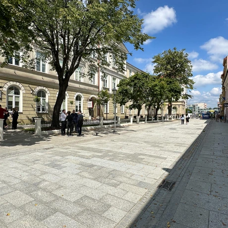 Rzeszów - Przebudowa ul. Grunwaldzkiej zbliża się do końca [Lipiec 2024] - fot 9